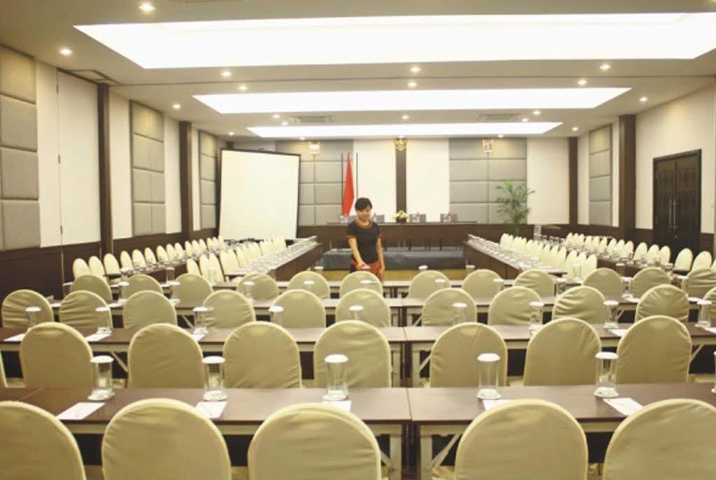 Solaris Hotel Μαλάνγκ Εξωτερικό φωτογραφία